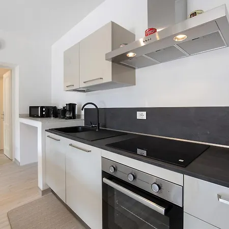 Rondini Apartment Gargnano