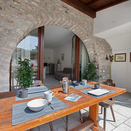 Apartment Rondini *